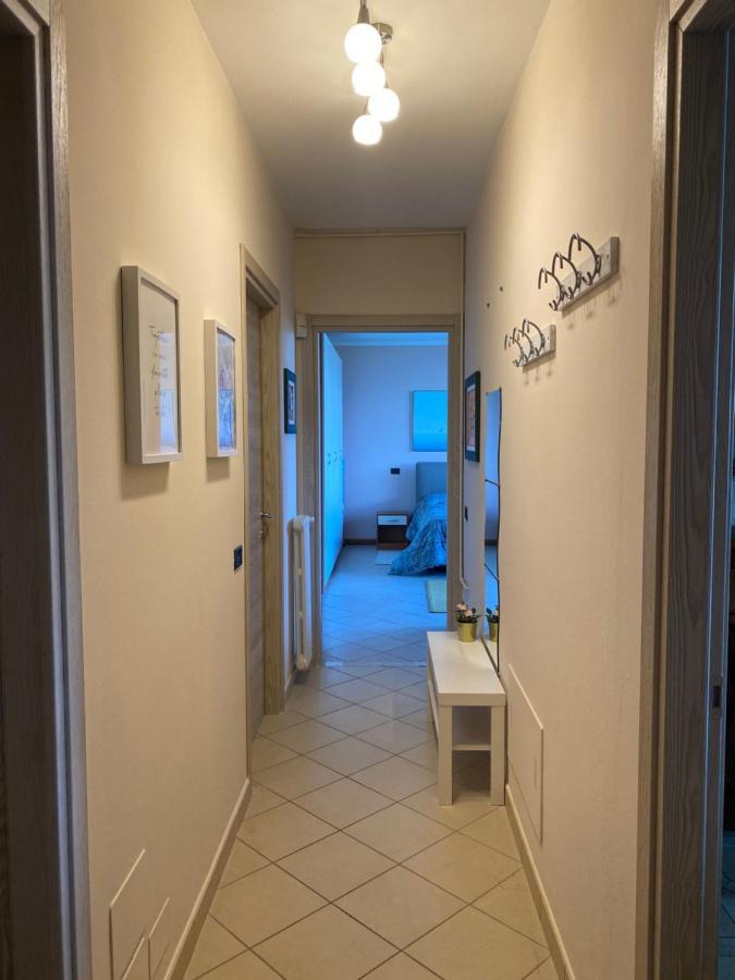 Flowers & Garden Apartment Con Vista Lago Манерба-дель-Гарда Экстерьер фото
